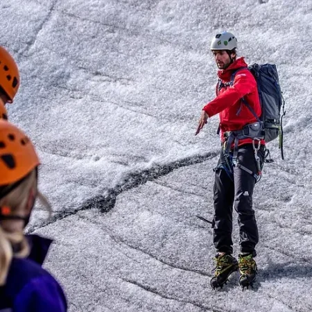 Fundamental Glacier Guiding